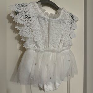 Elegant White Lace Baby One Piece 12M